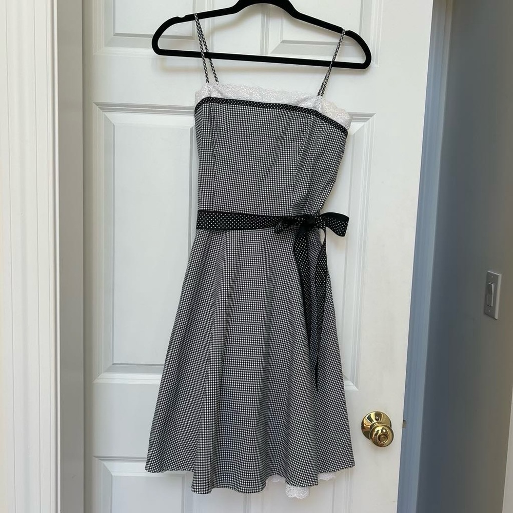 Black & White Spaghetti Strap Mini Dress Gingham with crinoline size 9/10 medium
